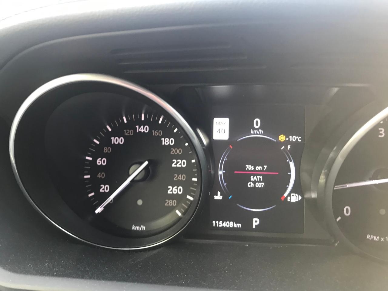 2016 Land Rover Range Rover SPORT HSE Photo