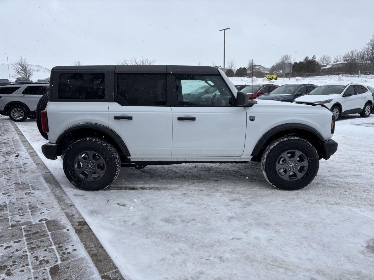 2026 Ford Bronco BIG BEND, HARDTOP, TERRAIN MGMT SYSTEM Photo
