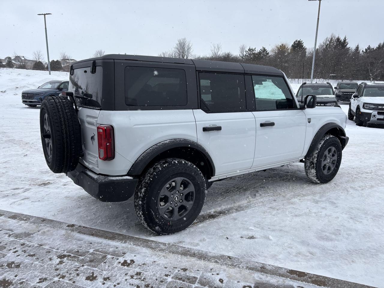 2026 Ford Bronco BIG BEND, HARDTOP, TERRAIN MGMT SYSTEM Photo4
