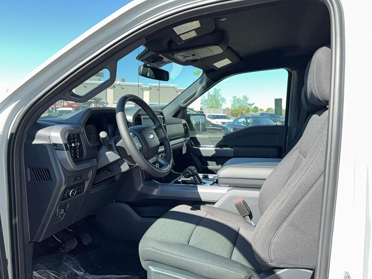 2026 Ford F-150 XLT, BLACK APPEARANCE PKG, 360 DEGREE CAMERA Photo