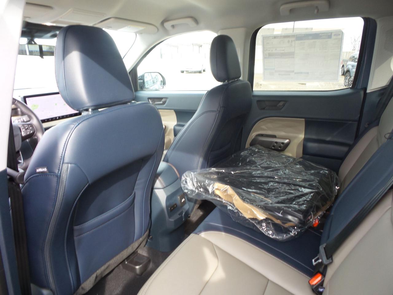 2026 Ford Maverick LARIAT, HYBRID, 360 DEGREE CAMERA, ADAPTIVE CRUISE Photo