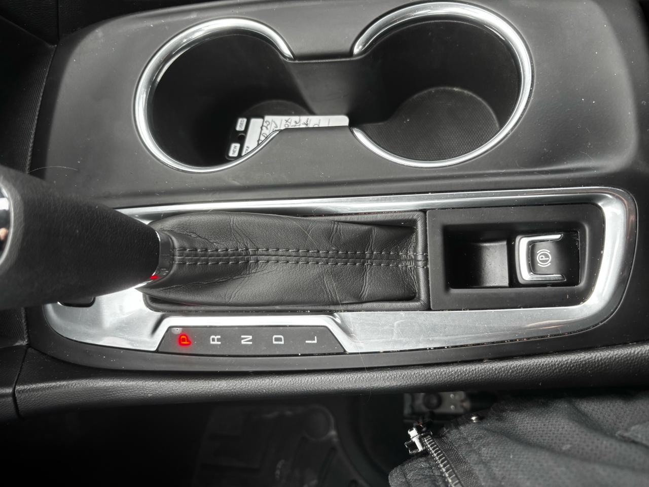 2020 Chevrolet Equinox LT, All Wheel Drive, Lane Deparure Alert, Alloys Photo