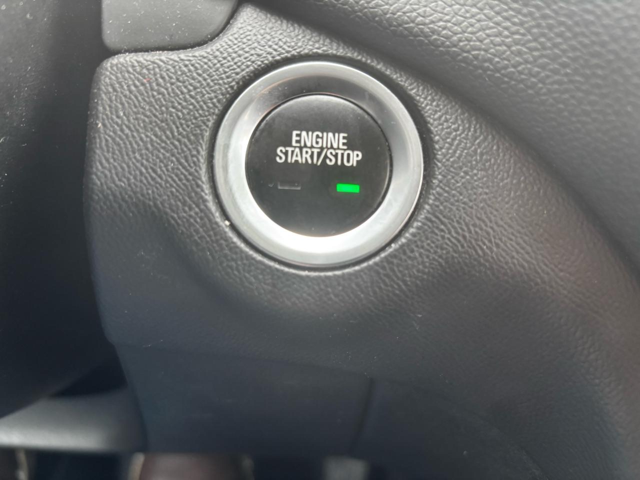 2020 Chevrolet Equinox LT, All Wheel Drive, Lane Deparure Alert, Alloys Photo