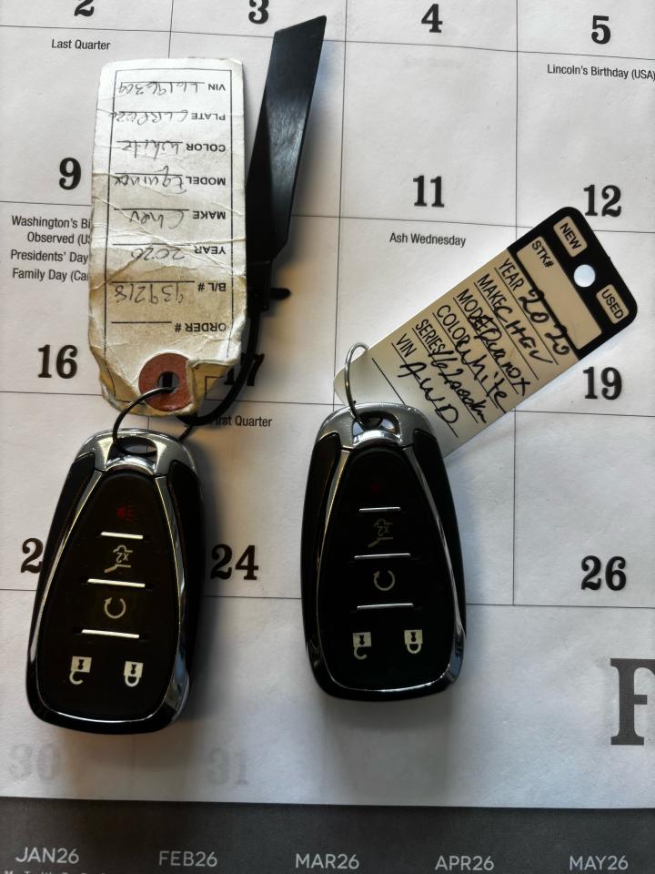 2020 Chevrolet Equinox LT, All Wheel Drive, Lane Deparure Alert, Alloys Photo