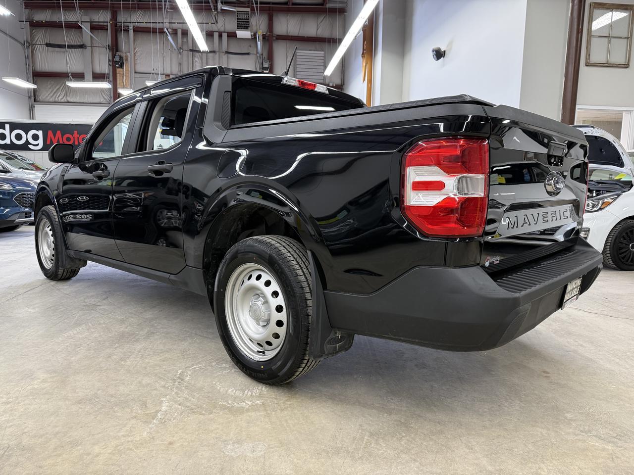 2023 Ford Maverick XL Photo