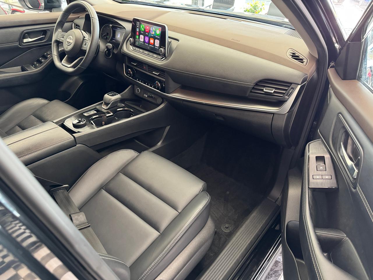 2023 Nissan Rogue SV Premium AWD Midnight Edition+CLEAN CARFAX Photo