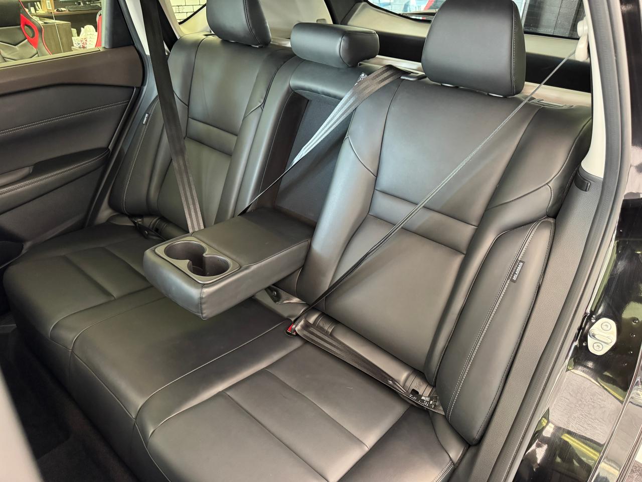 2023 Nissan Rogue SV Premium AWD Midnight Edition+CLEAN CARFAX Photo