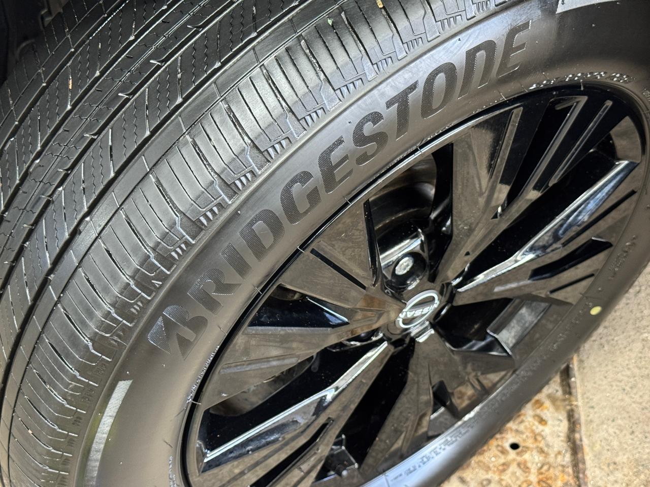 2023 Nissan Rogue SV Premium AWD Midnight Edition+CLEAN CARFAX Photo8