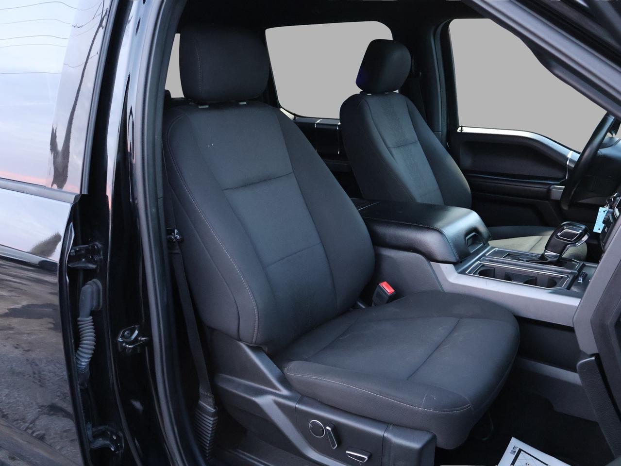 2018 Ford F-150 V8 SPORT 4WD CERTIFIED *ACCIDENT FREE*FORD MAINTAIN* CAMERA NAV BLUETOOTH HEATED SEATS CRUISE ALLOYS Photo