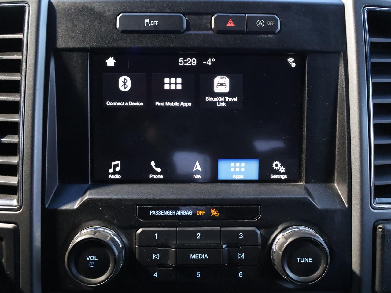 2018 Ford F-150 V8 SPORT 4WD CERTIFIED *ACCIDENT FREE*FORD MAINTAIN* CAMERA NAV BLUETOOTH HEATED SEATS CRUISE ALLOYS Photo