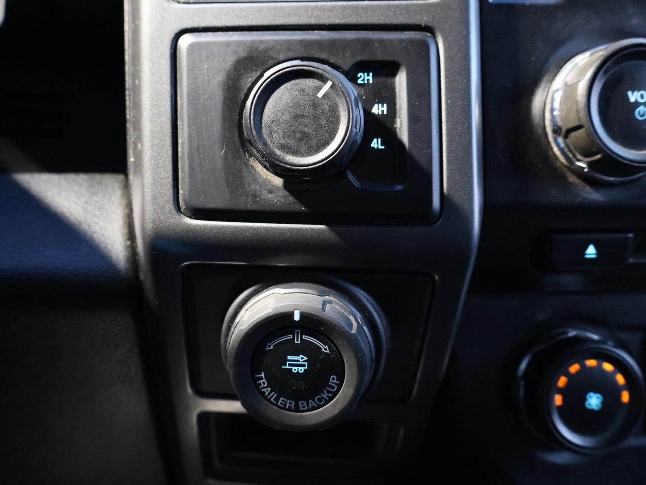 2018 Ford F-150 V8 SPORT 4WD CERTIFIED *ACCIDENT FREE*FORD MAINTAIN* CAMERA NAV BLUETOOTH HEATED SEATS CRUISE ALLOYS Photo