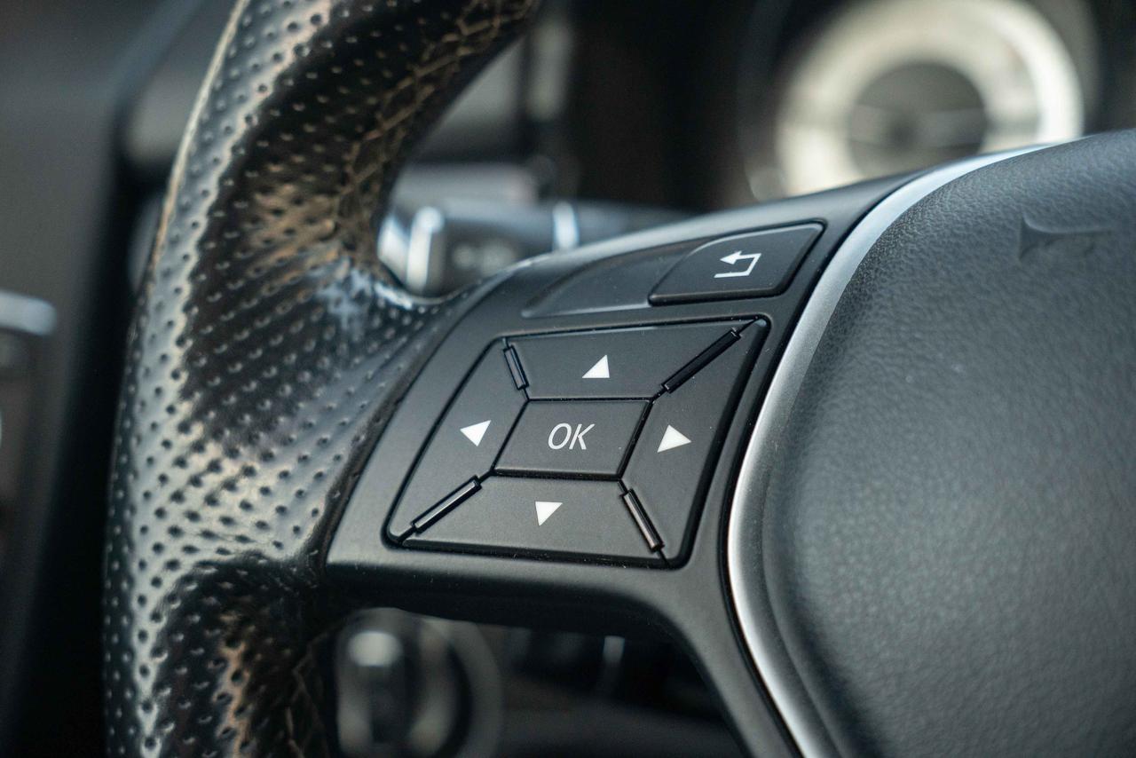 2015 Mercedes-Benz GLK-Class 250 BlueTec Photo