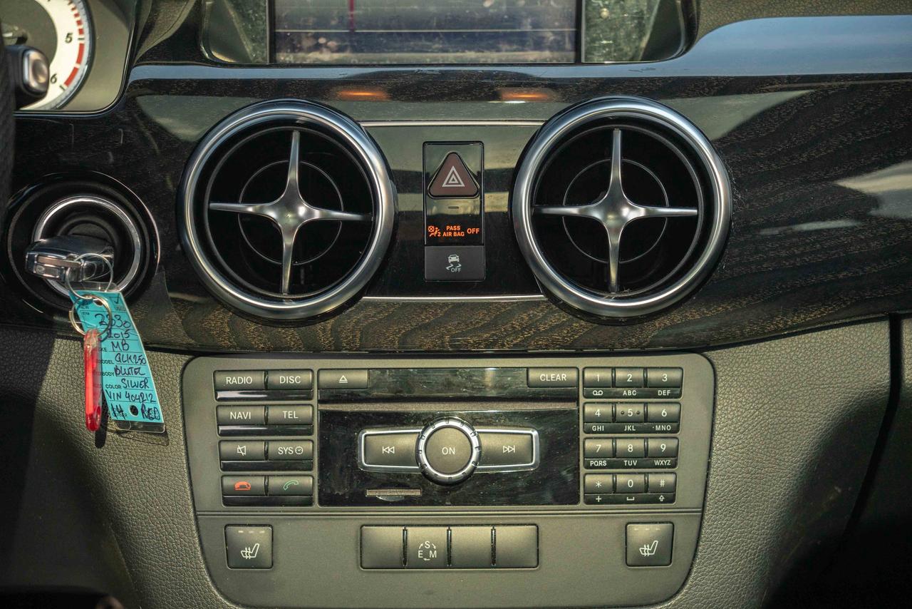 2015 Mercedes-Benz GLK-Class 250 BlueTec Photo