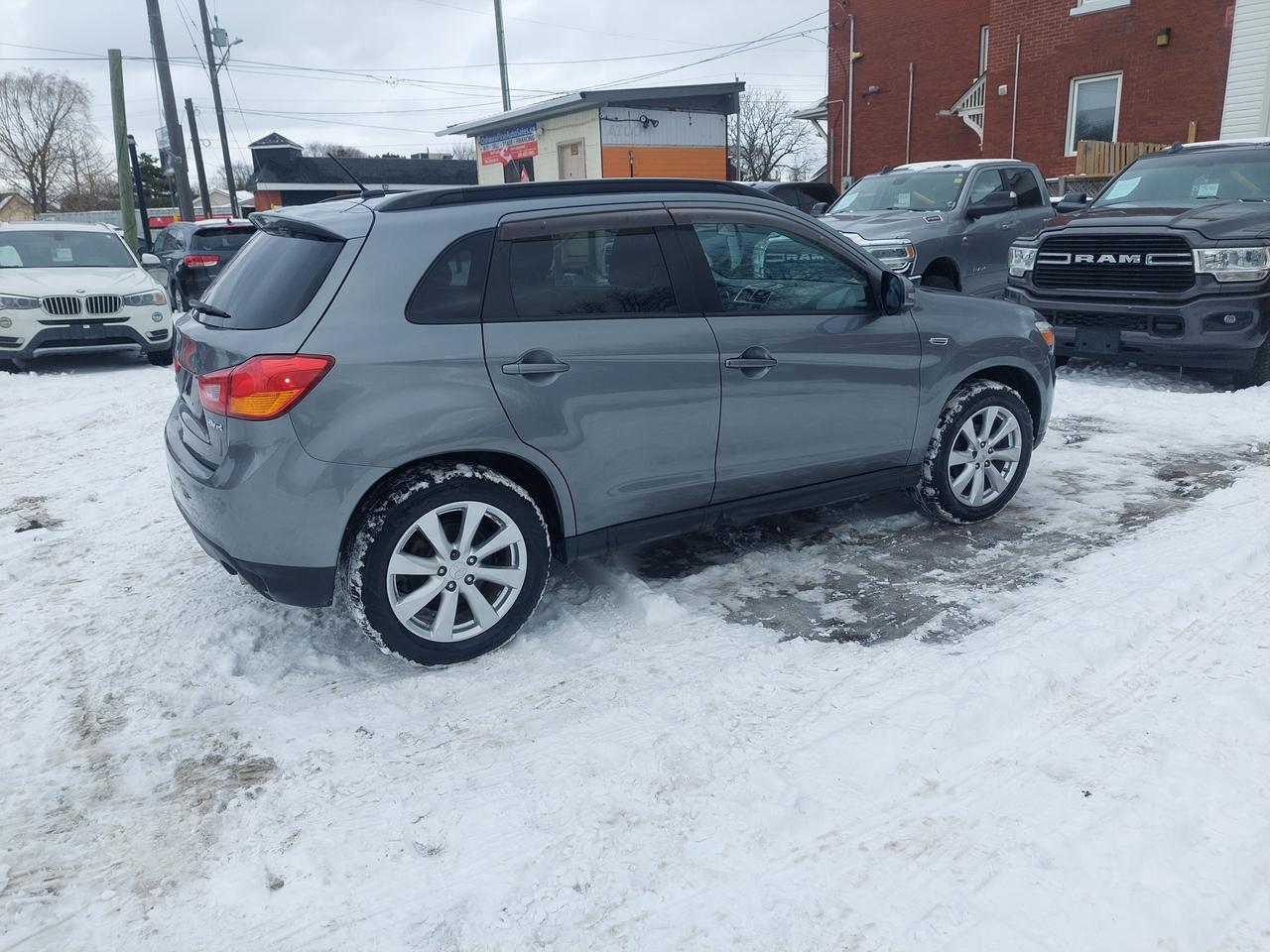 2015 Mitsubishi RVR GT Photo