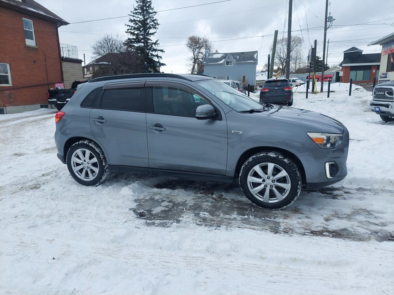 2015 Mitsubishi RVR GT Photo