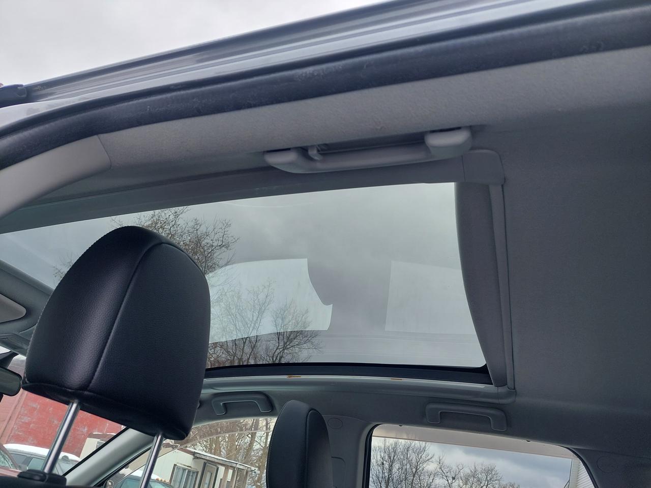 2015 Mitsubishi RVR GT Photo