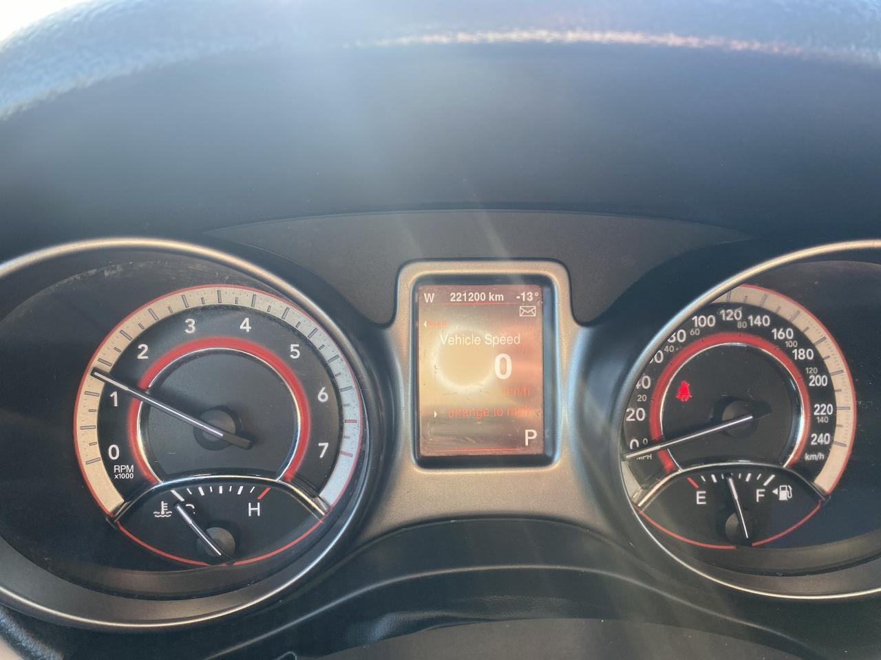 2015 Dodge Journey Crossroad/7 Passenger/Leather/Sunroof/Bckup Camera Photo