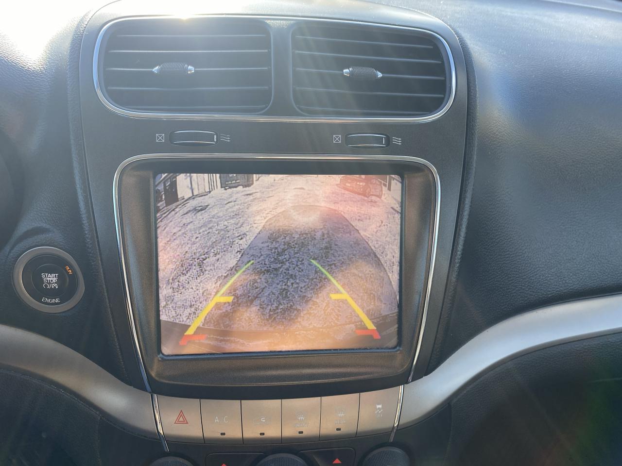 2015 Dodge Journey Crossroad/7 Passenger/Leather/Sunroof/Bckup Camera Photo