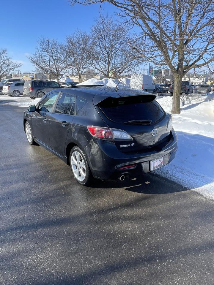 2013 Mazda MAZDA3 GS-SKY   161,000 KMS      6 SPEED MANUAL Photo
