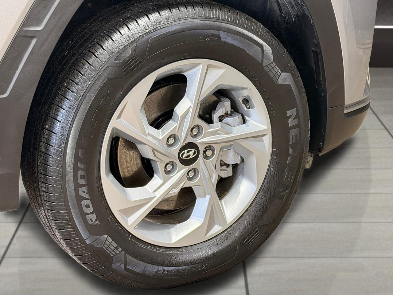 2022 Hyundai Tucson Essential AWD+ApplePlay+ONE OWNER+CLEAN CARFAX Photo