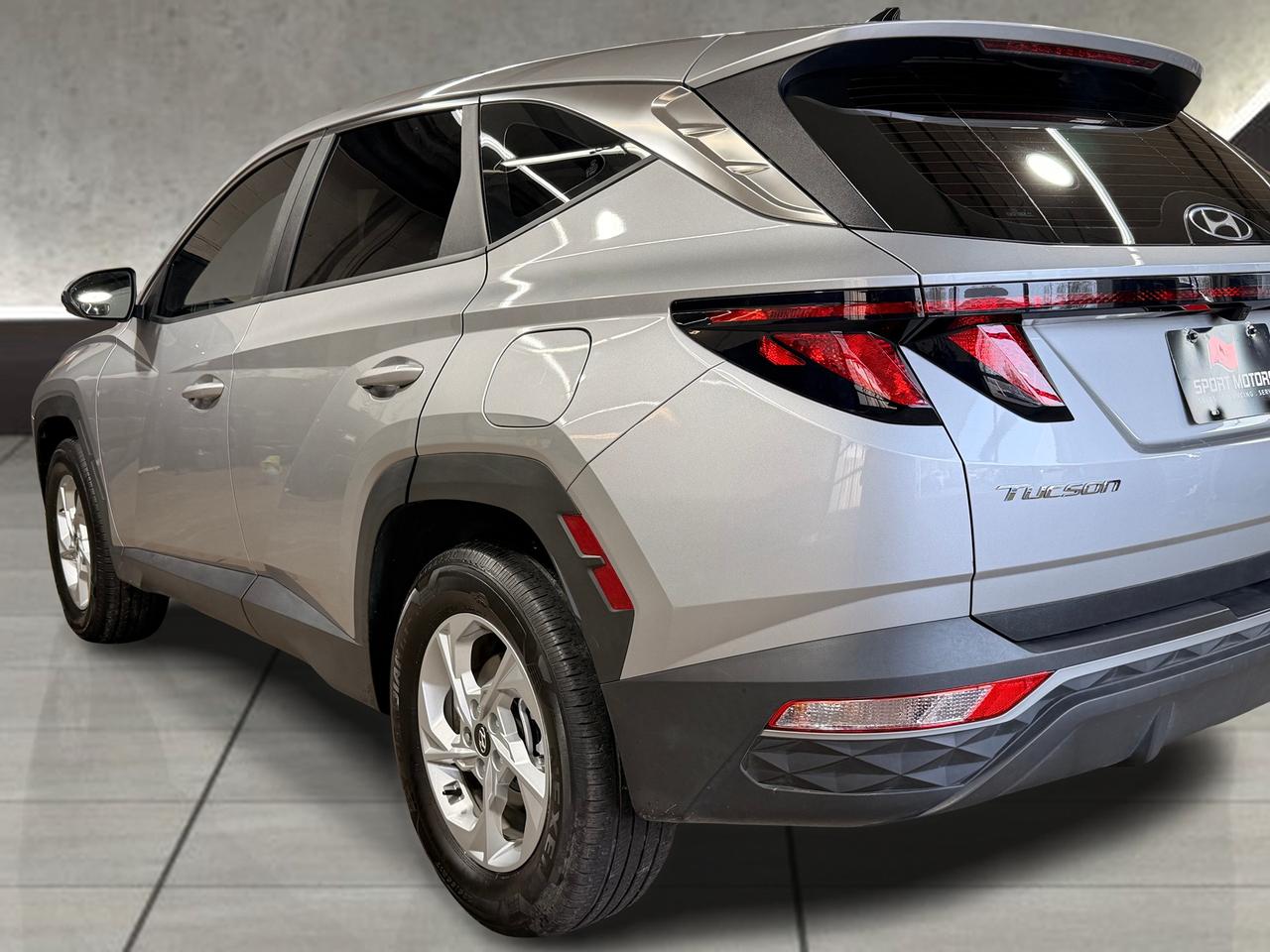 2022 Hyundai Tucson Essential AWD+ApplePlay+ONE OWNER+CLEAN CARFAX Photo