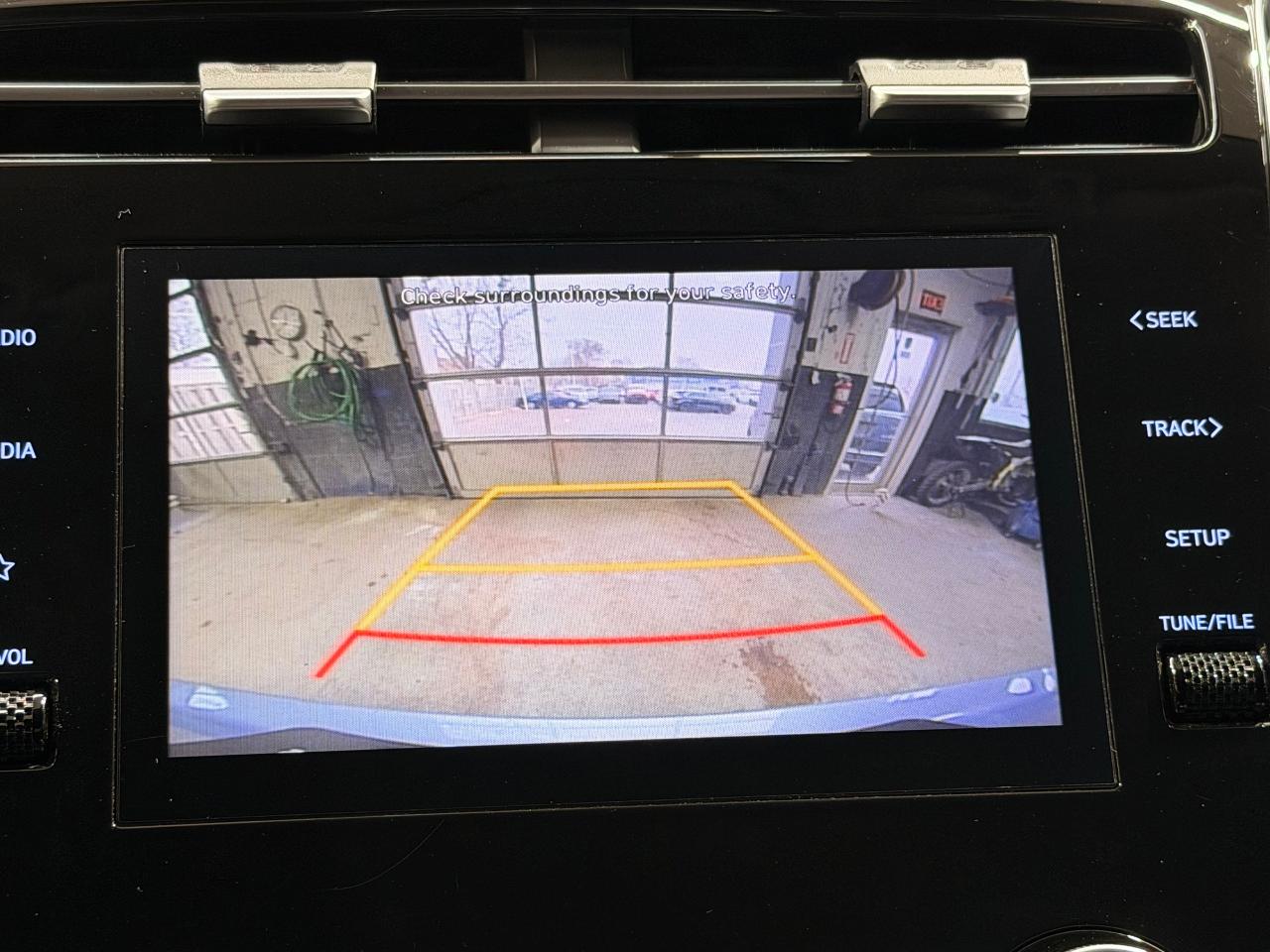 2022 Hyundai Tucson Essential AWD+ApplePlay+ONE OWNER+CLEAN CARFAX Photo