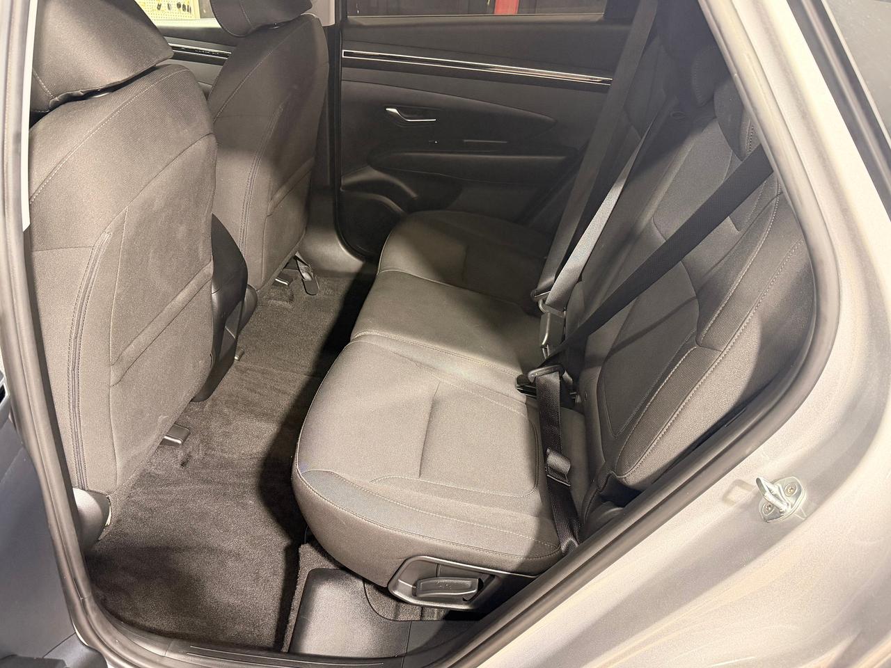 2022 Hyundai Tucson Essential AWD+ApplePlay+ONE OWNER+CLEAN CARFAX Photo