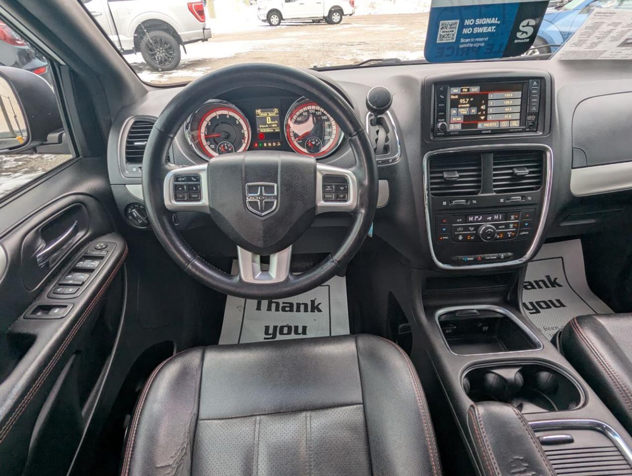 2017 Dodge Grand Caravan GT WITH POWER SLIDING DOORS & LIFTGATE!! Photo