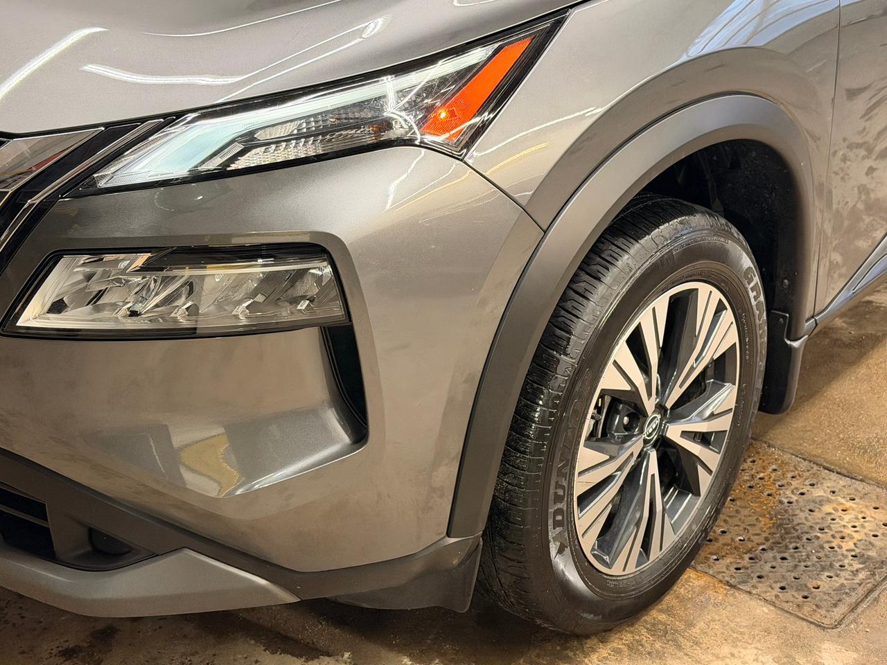 2023 Nissan Rogue SV Moonroof AWD+Previous Lease+CLEAN CARFAX Photo39