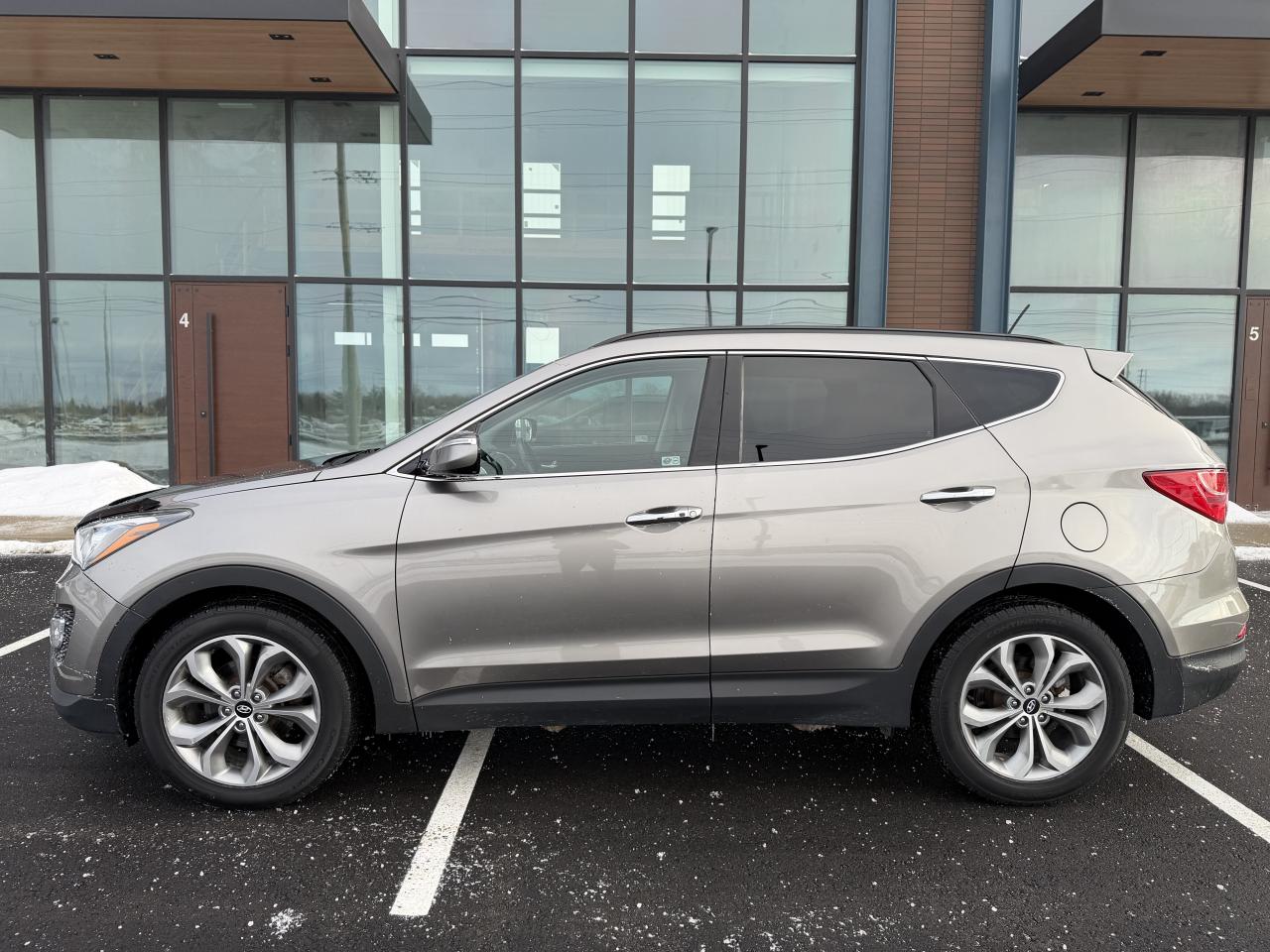 2016 Hyundai Santa Fe Sport Limited Photo