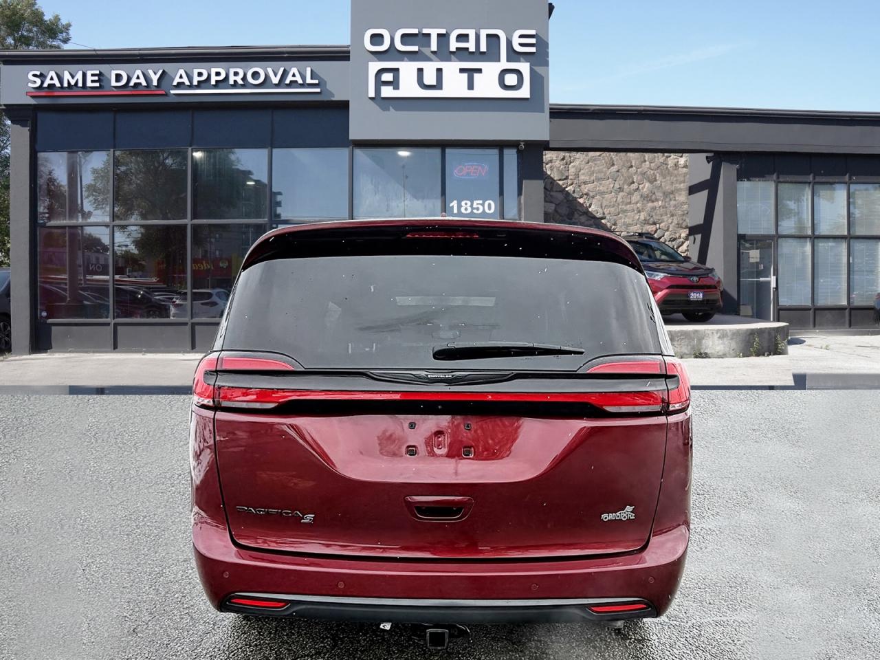 2022 Chrysler Pacifica Touring-L Photo