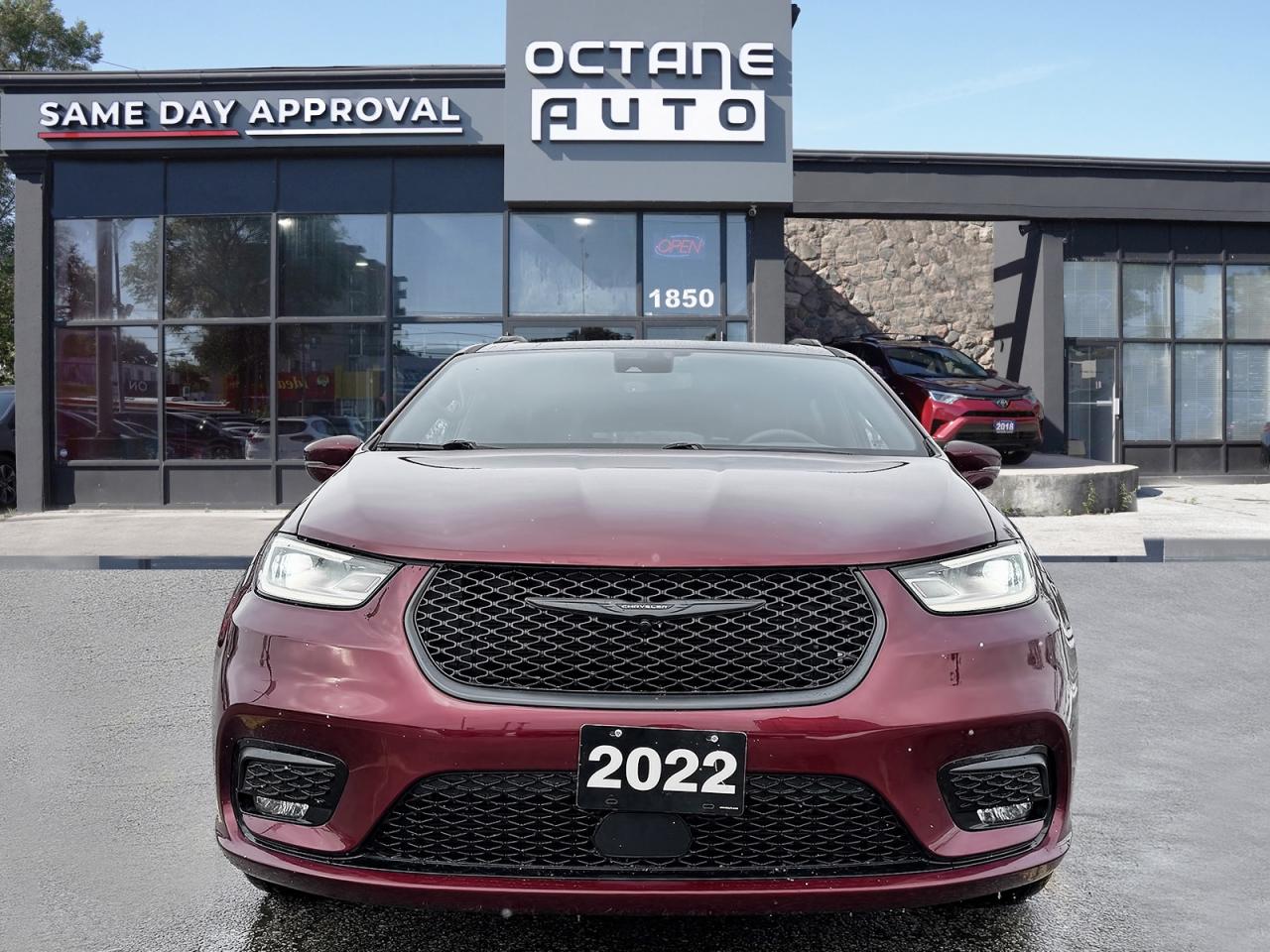 2022 Chrysler Pacifica Touring-L Photo