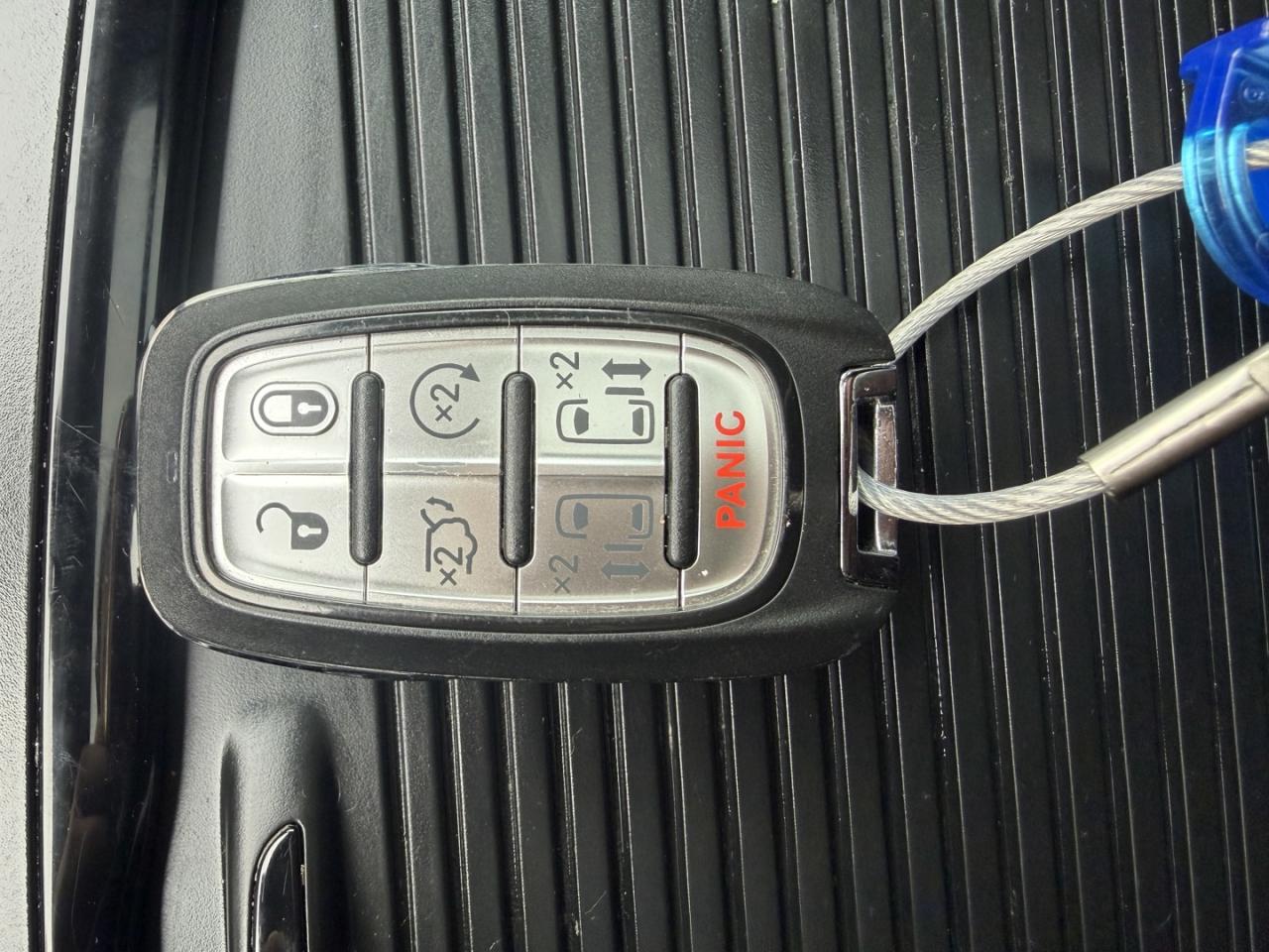 2022 Chrysler Pacifica Touring-L Photo