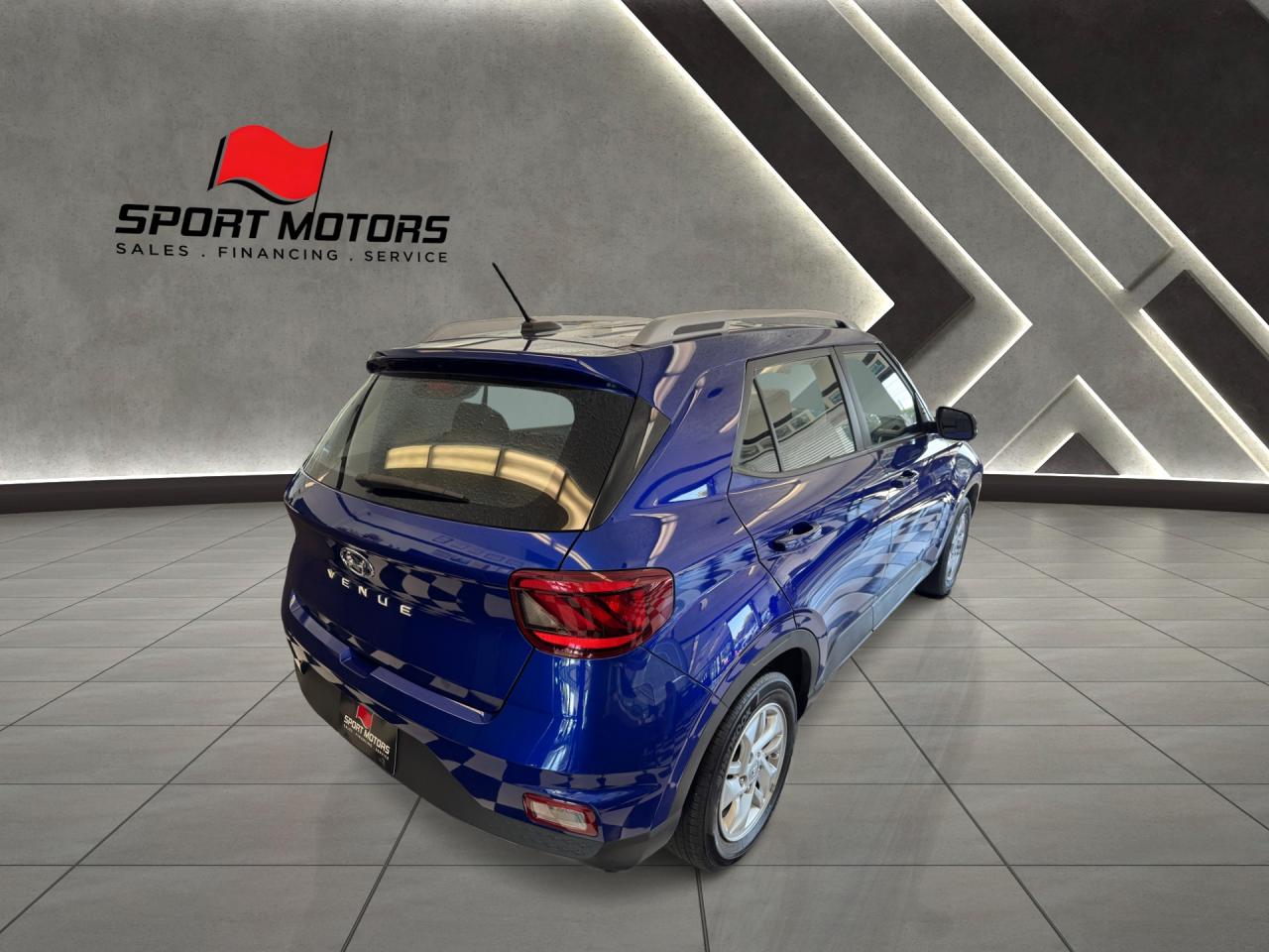 2023 Hyundai Venue Preferred+Blind Spot+CLEAN CARFAX Photo