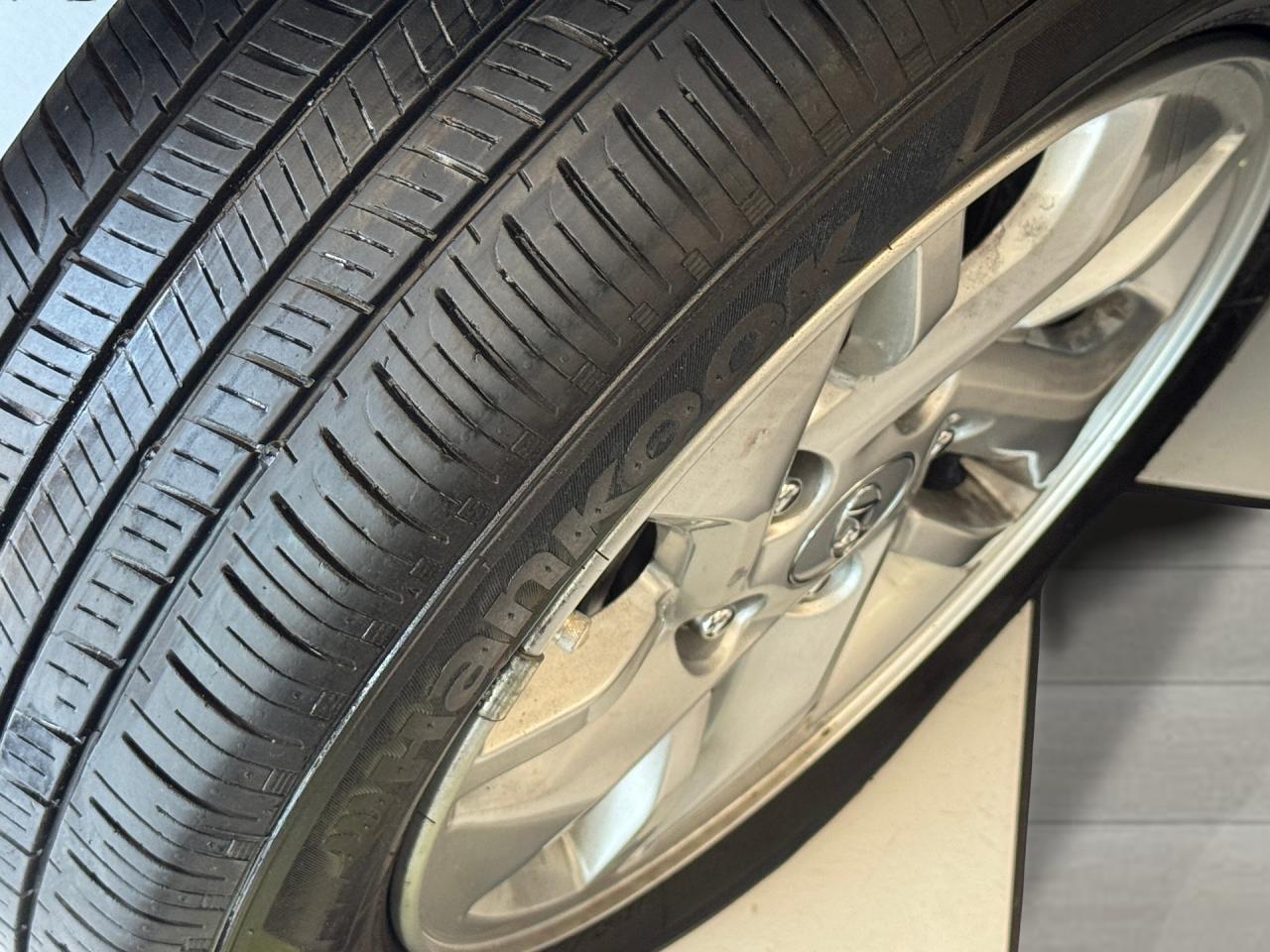 2023 Hyundai Venue Preferred+Blind Spot+CLEAN CARFAX Photo65