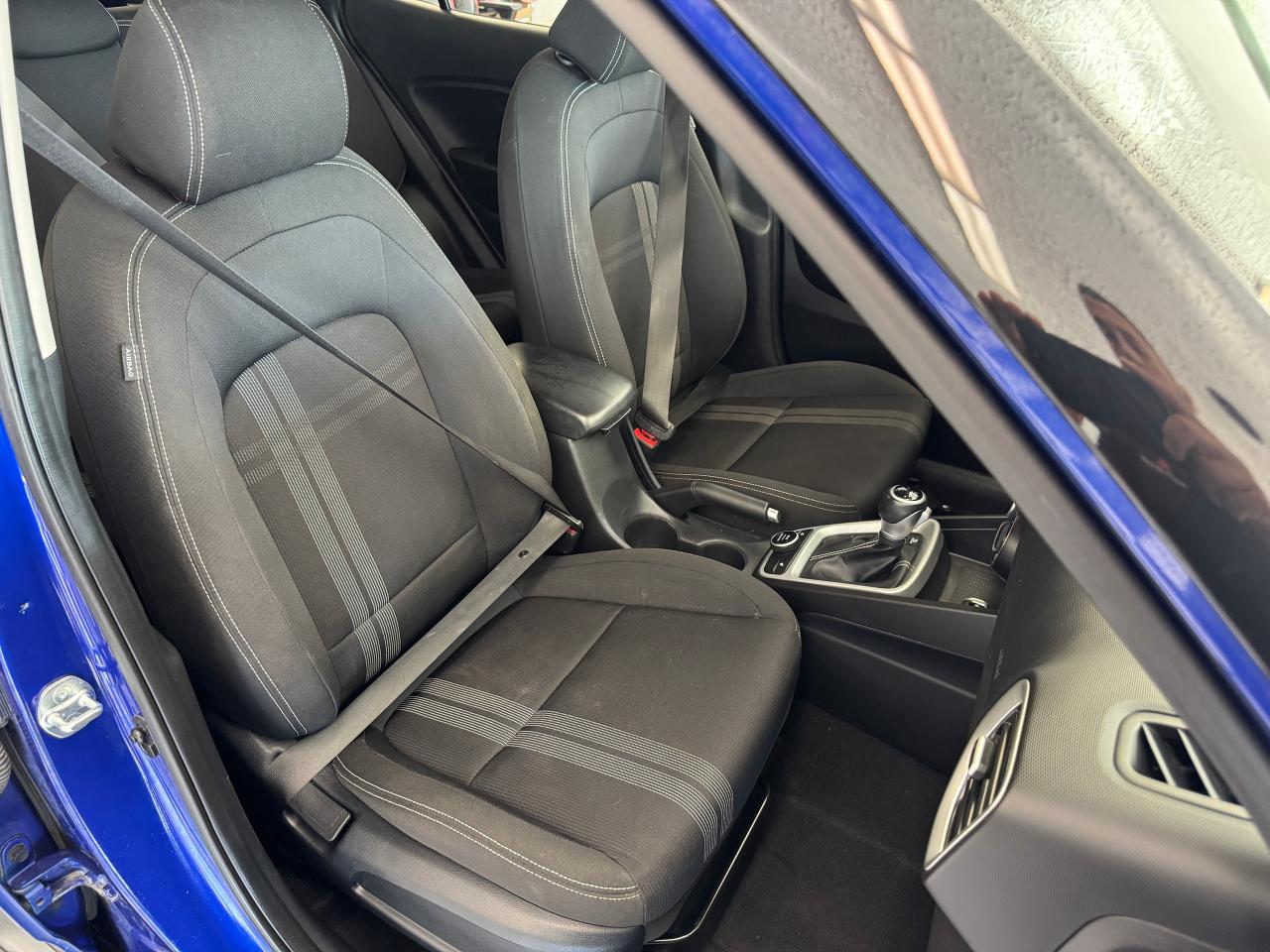 2023 Hyundai Venue Preferred+Blind Spot+CLEAN CARFAX Photo25