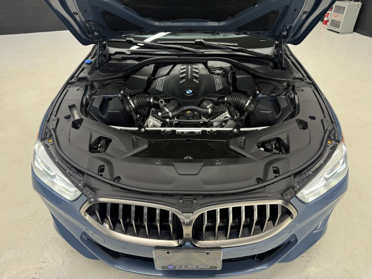 2019 BMW M850i COUPE|CARBON ROOF|NAV|360CAM|BSM|FCW|LKA|AMBIENT| Photo