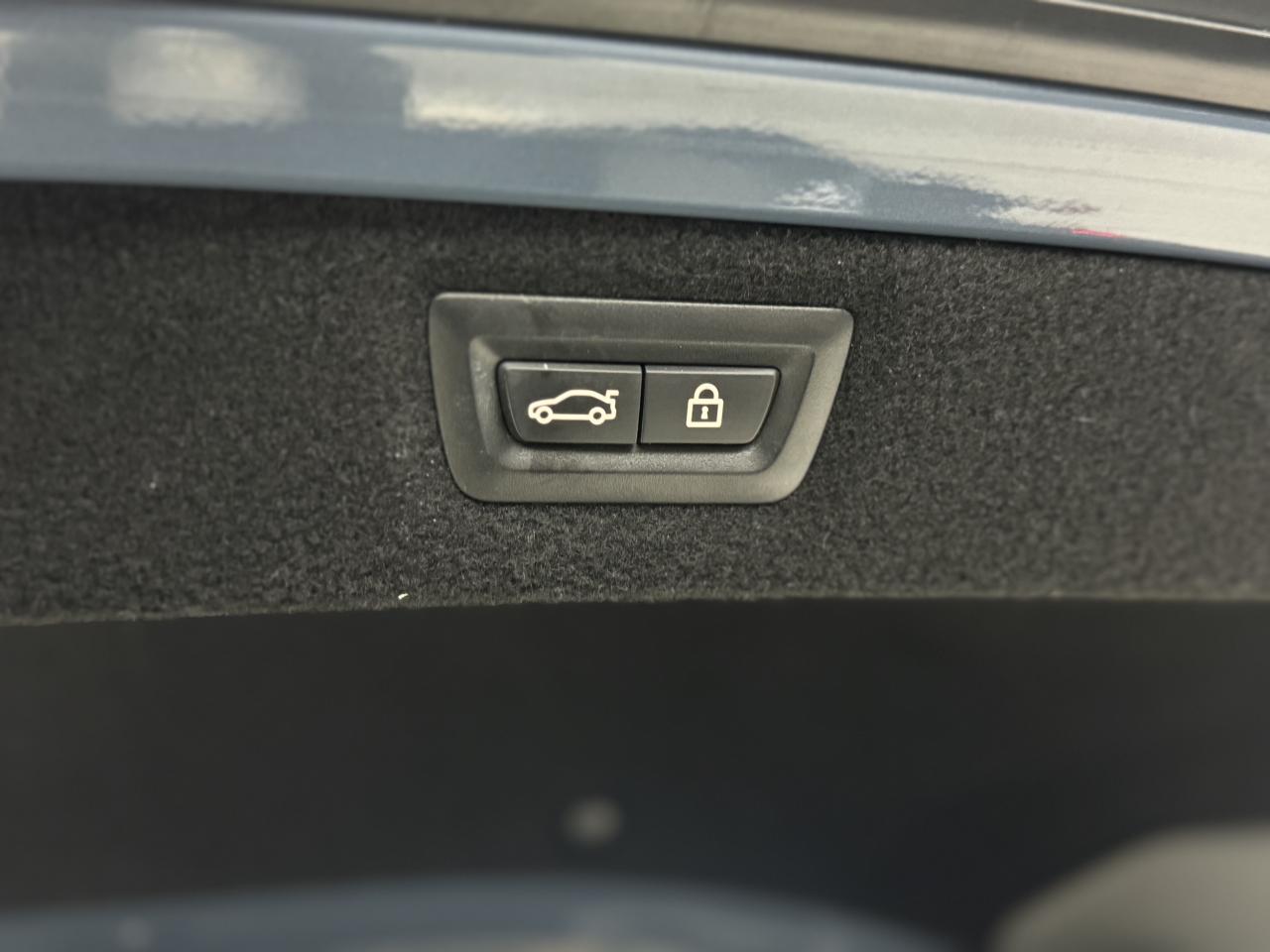 2019 BMW M850i COUPE|CARBON ROOF|NAV|360CAM|BSM|FCW|LKA|AMBIENT| Photo