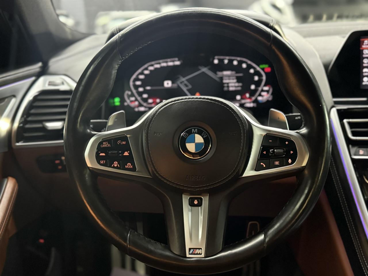 2019 BMW M850i COUPE|CARBON ROOF|NAV|360CAM|BSM|FCW|LKA|AMBIENT| Photo