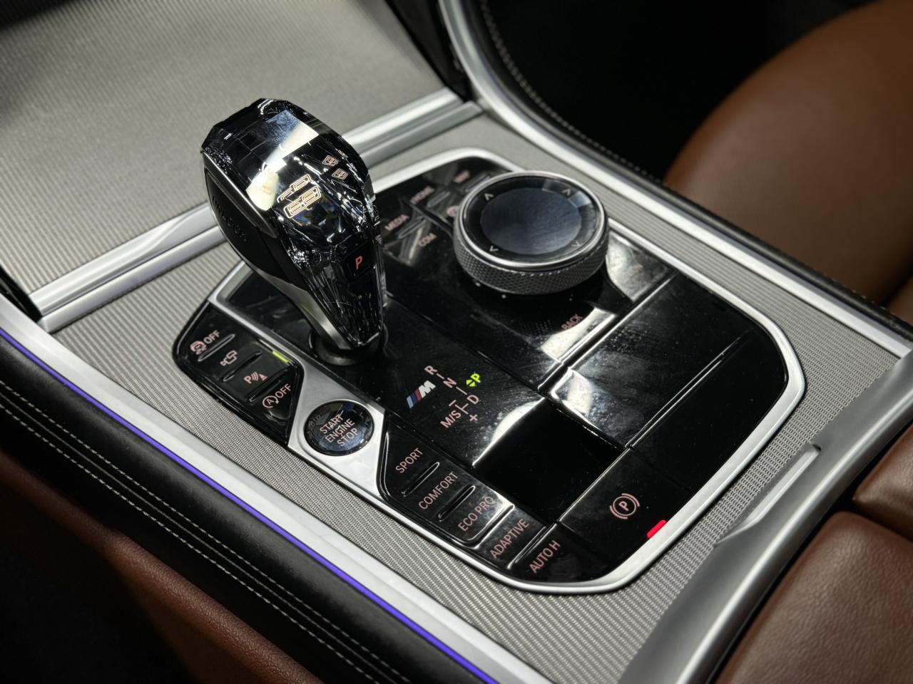 2019 BMW M850i COUPE|CARBON ROOF|NAV|360CAM|BSM|FCW|LKA|AMBIENT| Photo