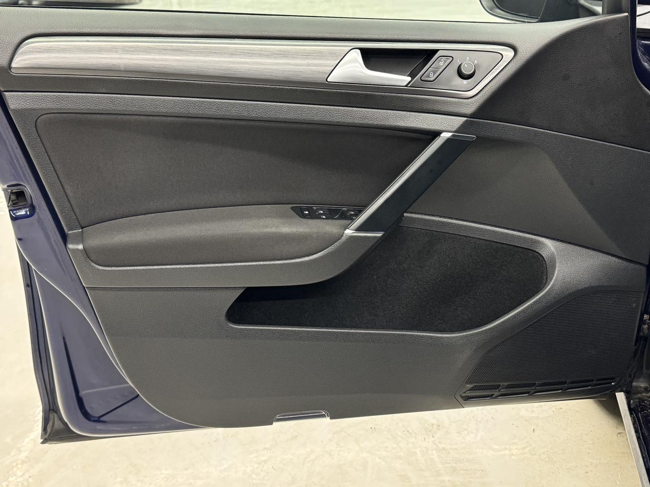 2019 Volkswagen e-Golf COMFORTLINE|FULL EV|BACKUP|CARPLAY|BLUETOOTH| Photo