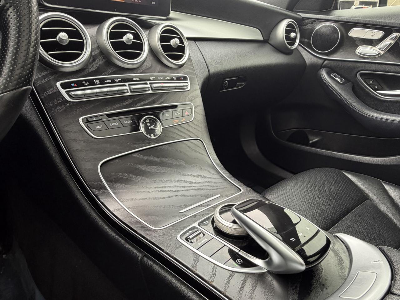 2018 Mercedes-Benz C-Class C300 4MATIC Sedan Photo