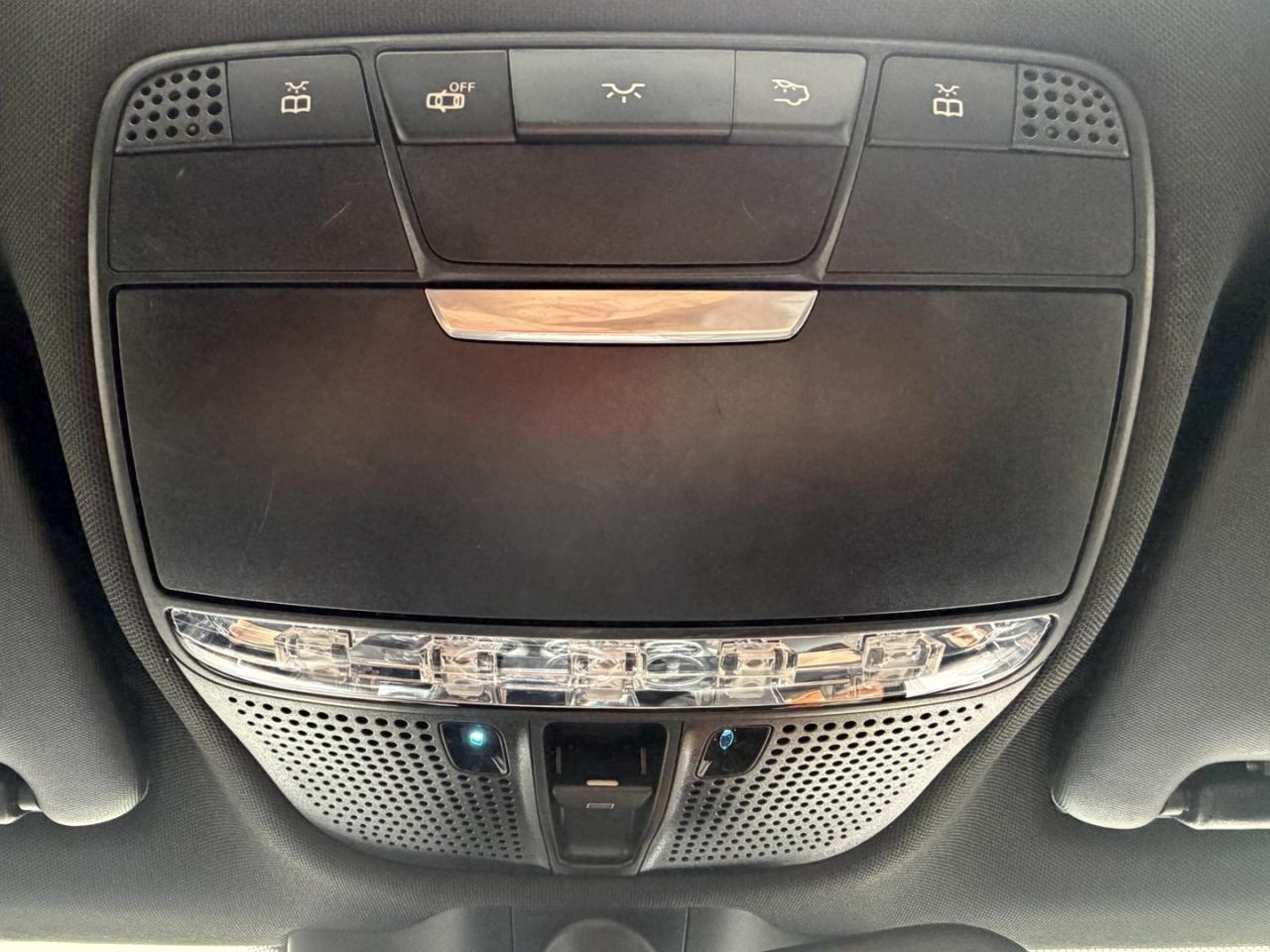 2018 Mercedes-Benz C-Class C300 4MATIC Sedan Photo