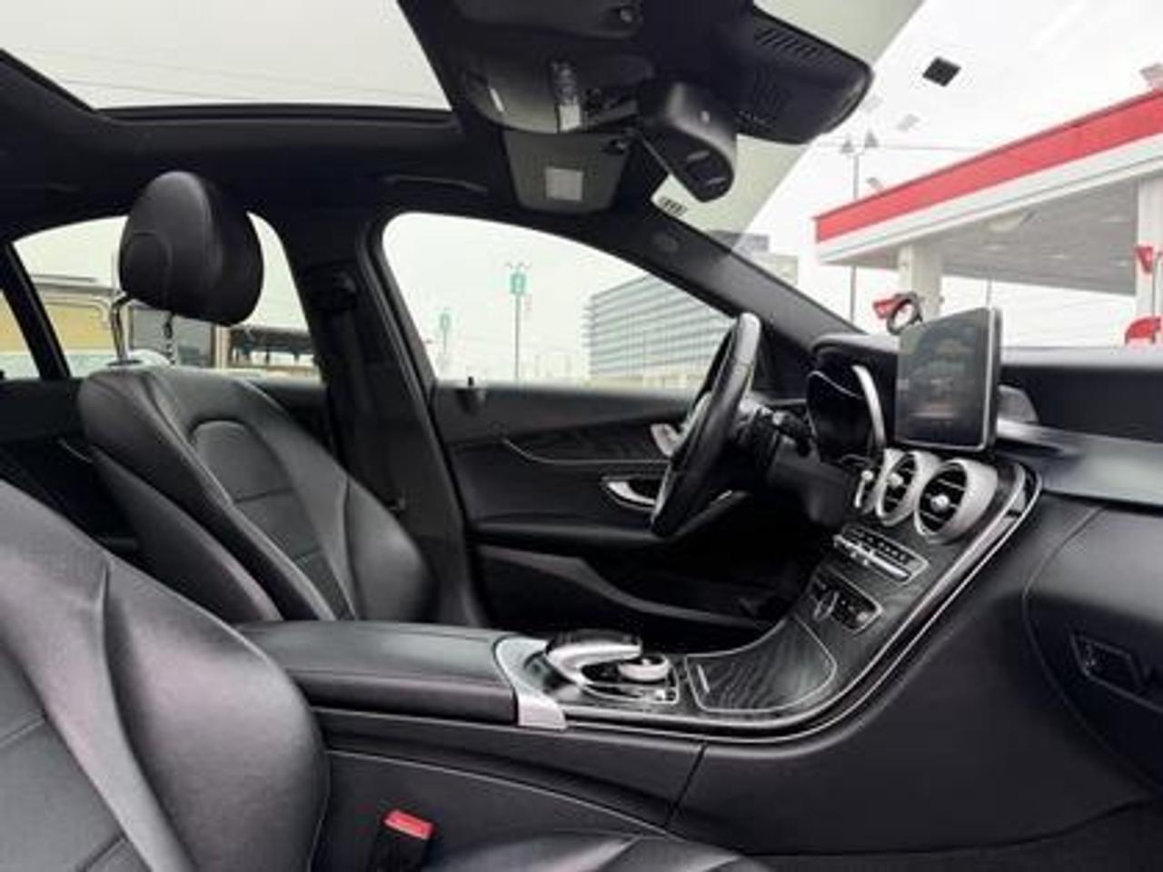 2018 Mercedes-Benz C-Class C 300 4MATIC Sedan Photo