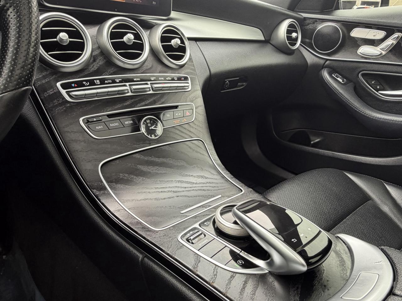 2018 Mercedes-Benz C-Class C 300 4MATIC Sedan Photo