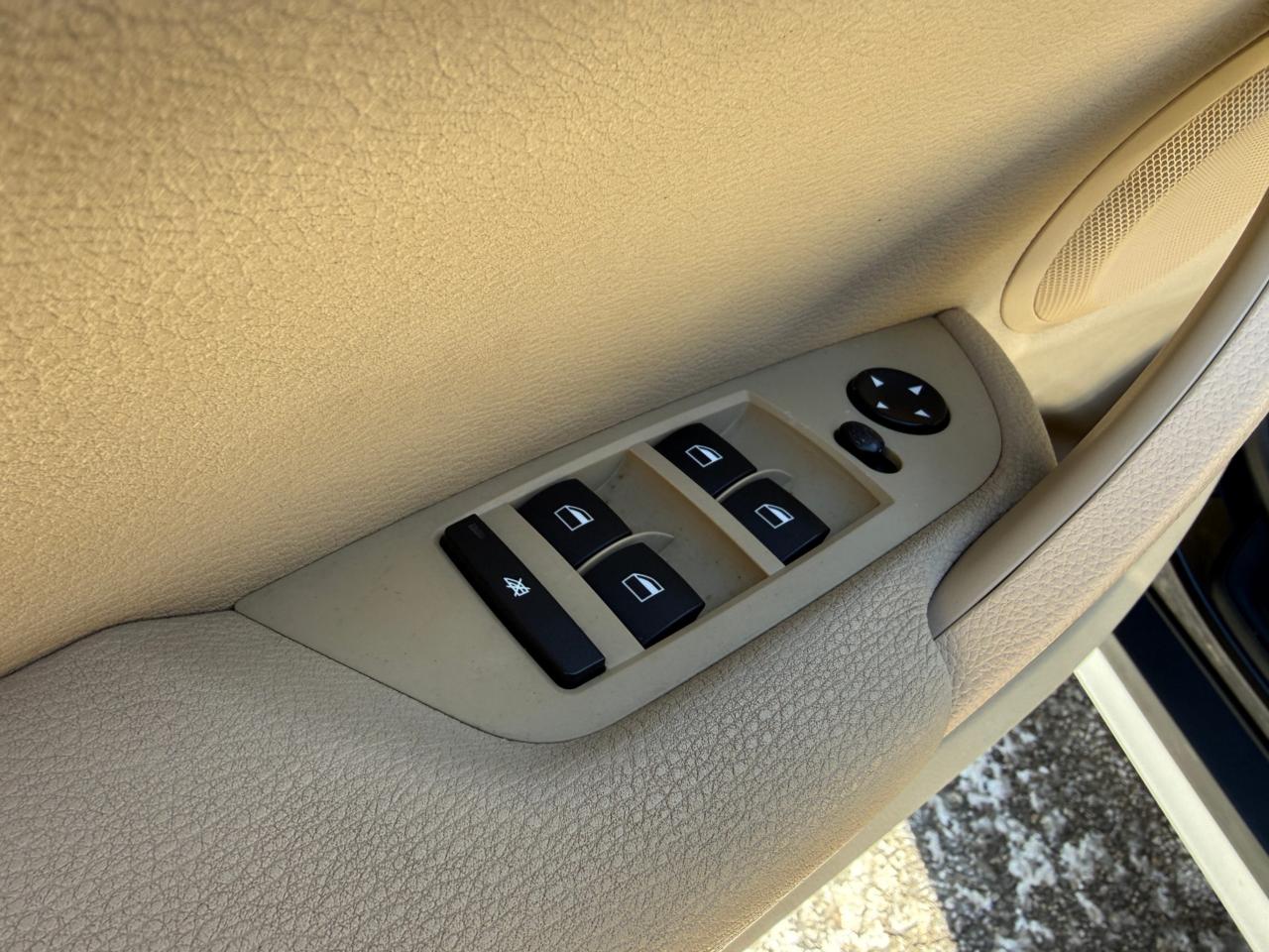 2012 BMW X1 AWD 4dr 28i Photo