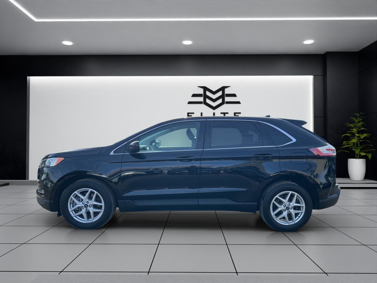 2022 Ford Edge SEL AWD - Blind Spot Monitor - Reverse Camera !!! Photo