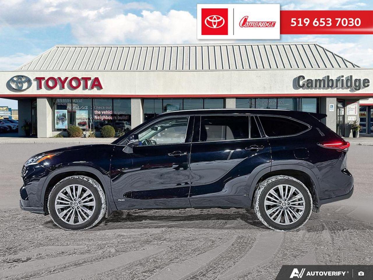 2024 Toyota Highlander Hybrid Limited Photo