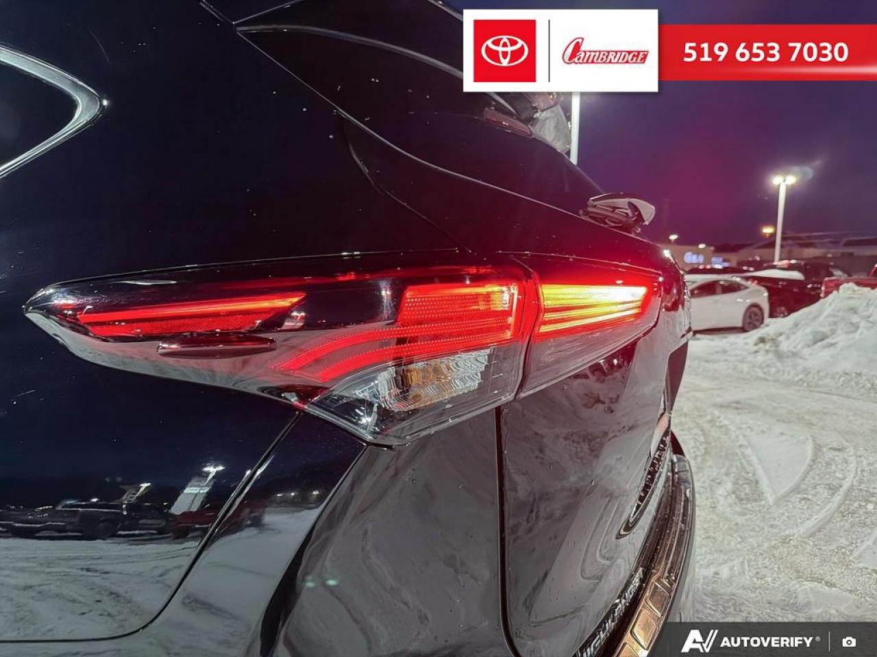 2024 Toyota Highlander Hybrid Limited Photo