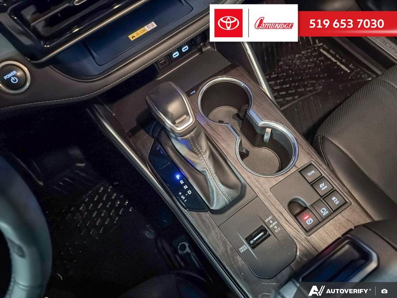 2024 Toyota Highlander Hybrid Limited Photo